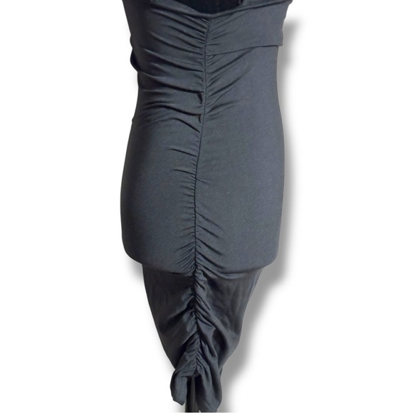 Unbranded Stretchy and Rouched on Sides Stylish Black V-Neck Bodycon Dress - Picture 5 of 16